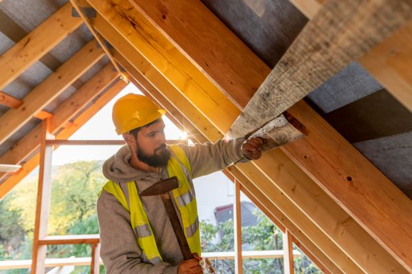 Optimiser l'isolation des combles dans le Vaucluse pour des économies d'énergie